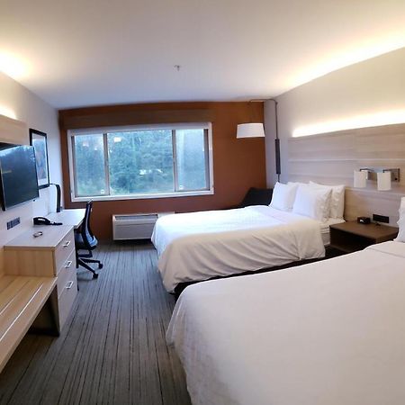 Holiday Inn Express Fort Bragg By Ihg Zewnętrze zdjęcie