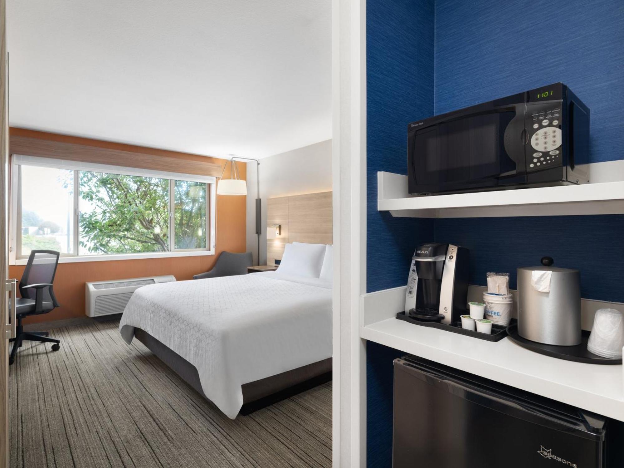 Holiday Inn Express Fort Bragg By Ihg Zewnętrze zdjęcie